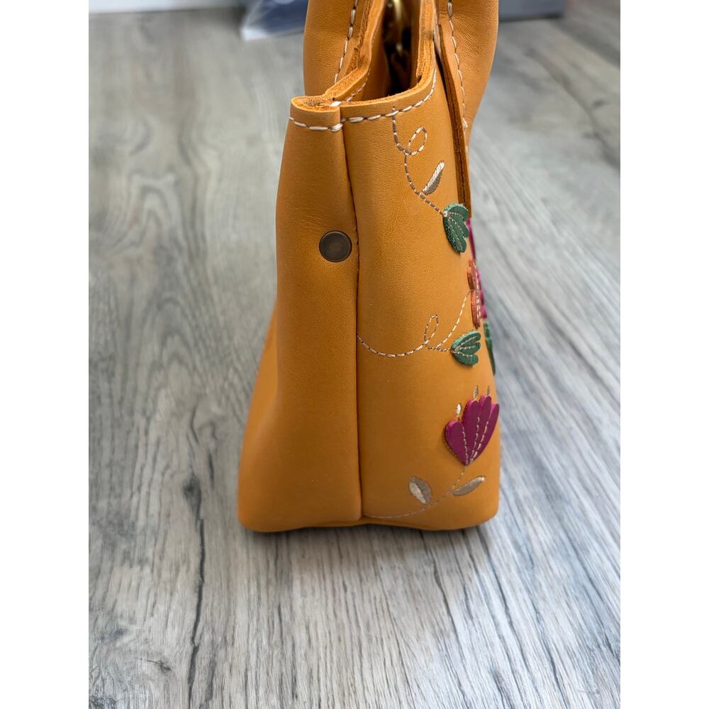 Portland Leather Folklore Small Raindrop Snap Bag Sunflower Yellow w/ Flowers - Picture 6 of 14